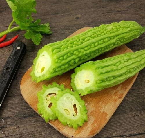 宇辉吃瓜,揭秘娱乐圈背后的那些事儿