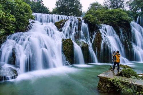 天河潭音泉网红街,声色斑斓的都市新地标